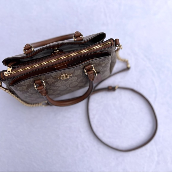 Coach Mini Sage Carryall - Picture 5 of 11